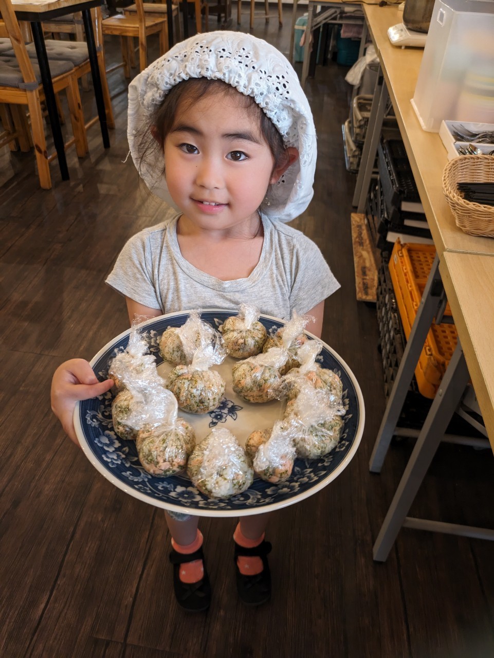 子ども「お手伝い」食堂　ボランティアスタッフ